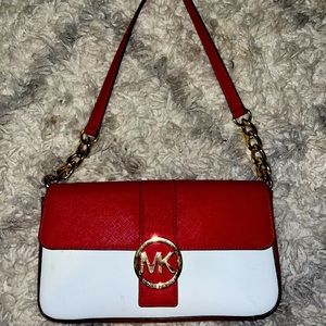 Micheal Kors mini shoulder purse